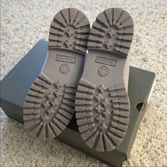 ❗️SOLD❗️Women’s Timberland Boot - Picture 4 of 7